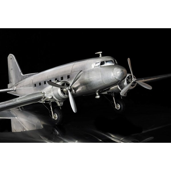 Authentic Models Dakota DC-3 Model