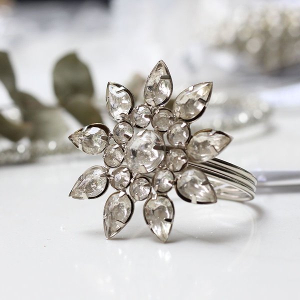 Diamante Flower Silver Napkin Ring