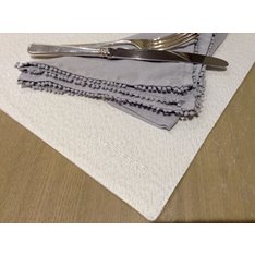 Silver & White placemat set of 2 Image