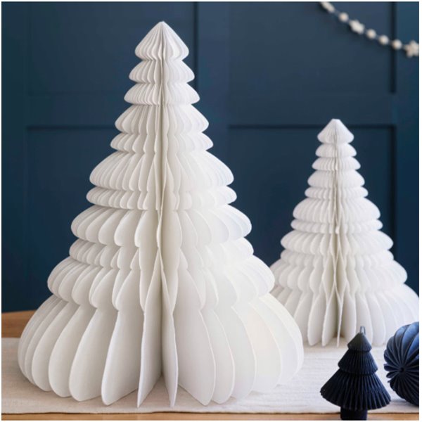 WARM WHITE PAPER CHRISTMAS TREE 