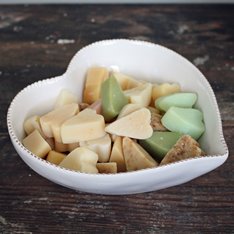 Antique White Heart Shape Bowl Image