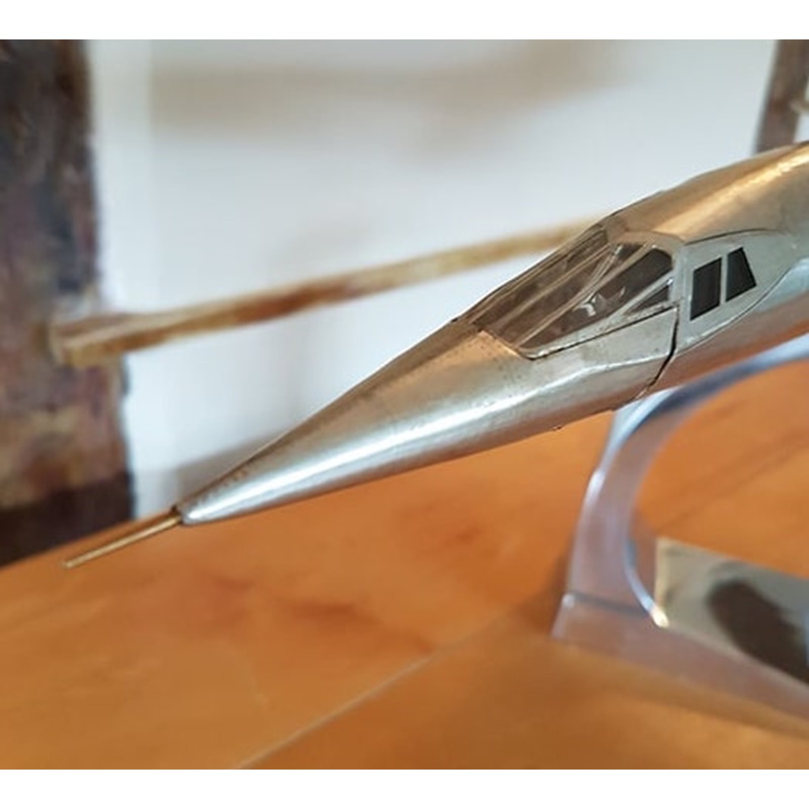 Authentic Models Concorde 1976 Model Image