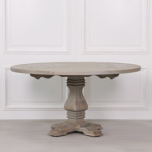 Cedar Wood Round Dining Table