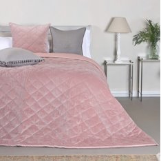 Dusky Pink Quilted Throw Image