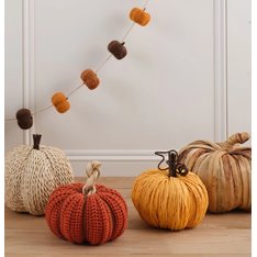 Handmade Yellow Straw Pumpkin Image
