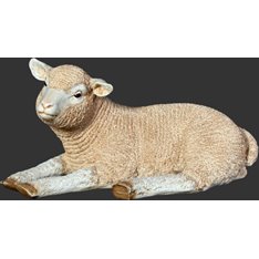 Little Lamb Statue Image