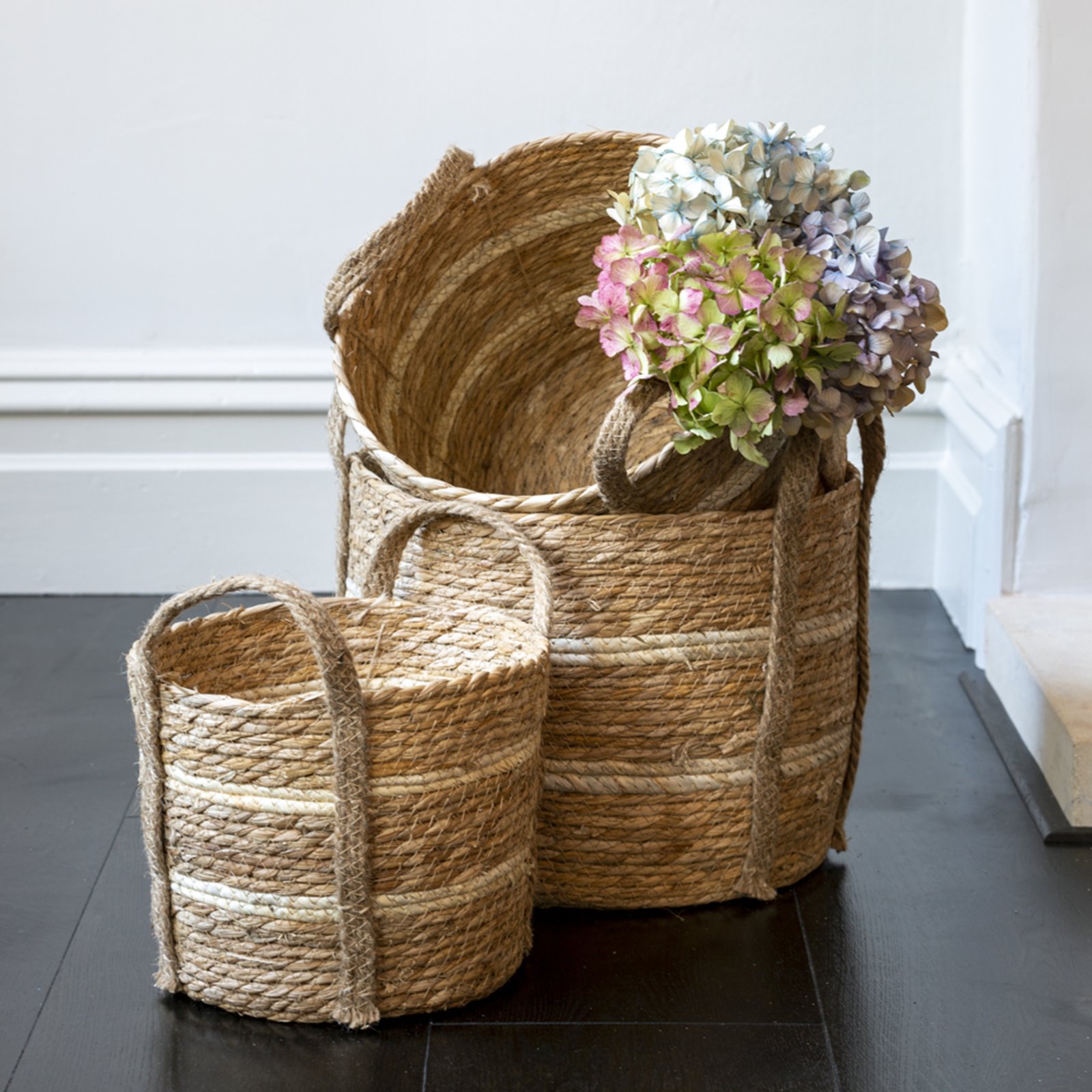 Natural Braid Straw Baskets Set of 3 Image