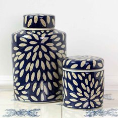 Petit Navy & Ivory Petal Pot Image