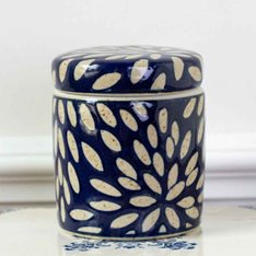 Petit Navy & Ivory Petal Pot Image