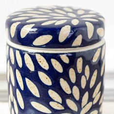 Petit Navy & Ivory Petal Pot Image