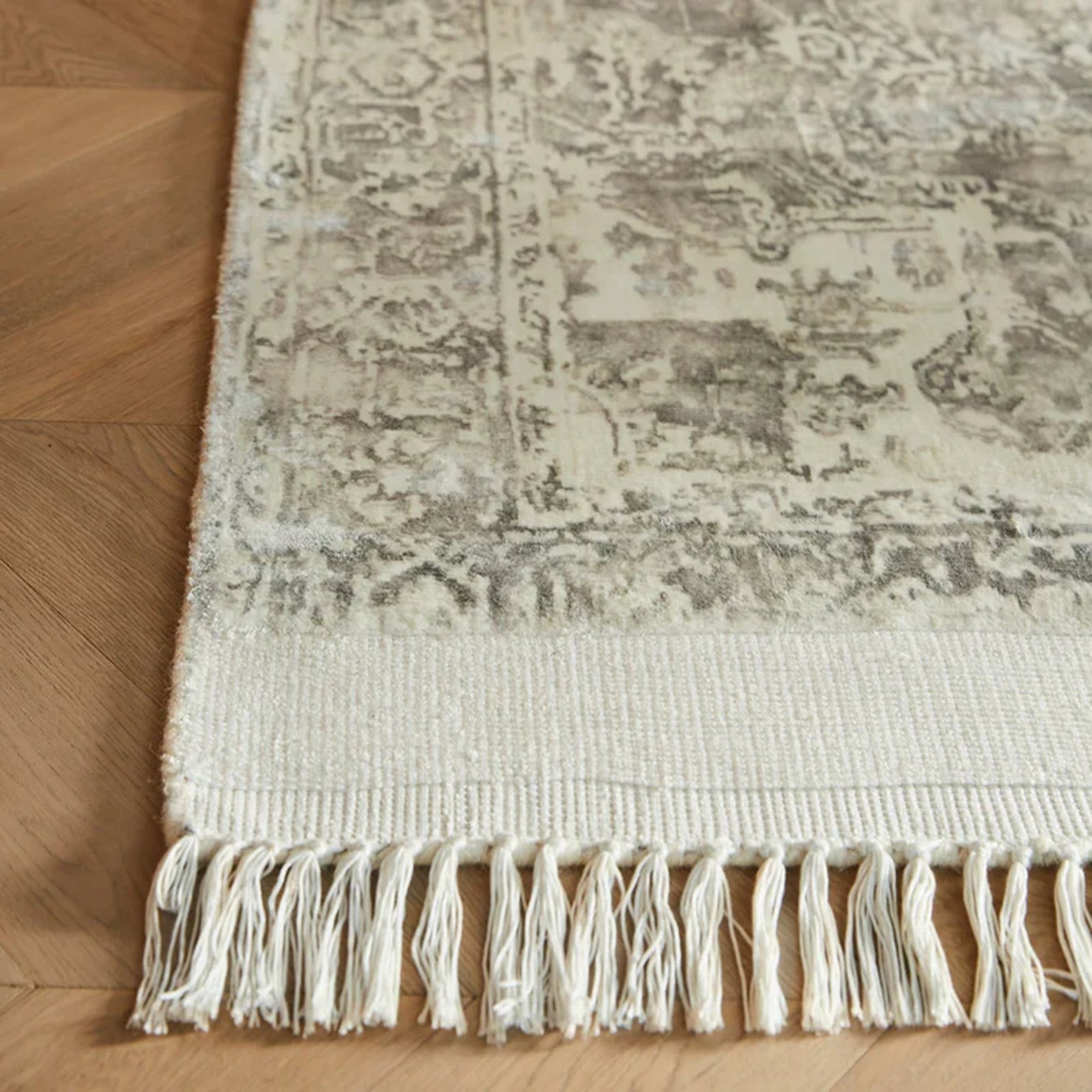 Vintage Mocha Fringed Rug Image